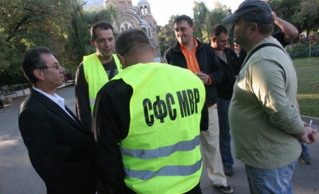 Полицейският синдикат обвини финансовия министър, че се поставя над закона