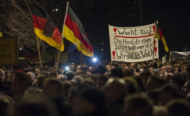 The Guardian: Многохиляден антиимигрантски протест на PEGIDA в Дрезден утре