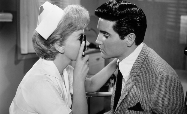 Компютърно генерирано изображение показва как би изглеждал Елвис на 80