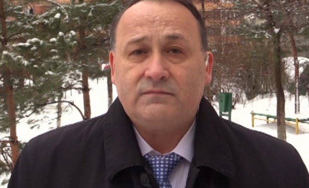 Експерт: Киев възнамерява да изпрати  «Десен сектор» в Донбас