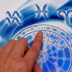 Защо астрологията се смее на политиците
