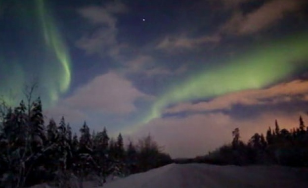 В Мурманска област заснеха полярно сияние (видео)