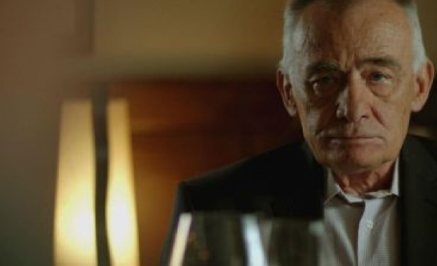 Актьорът Стефан Илиев с "Икар" за чест и достойнство