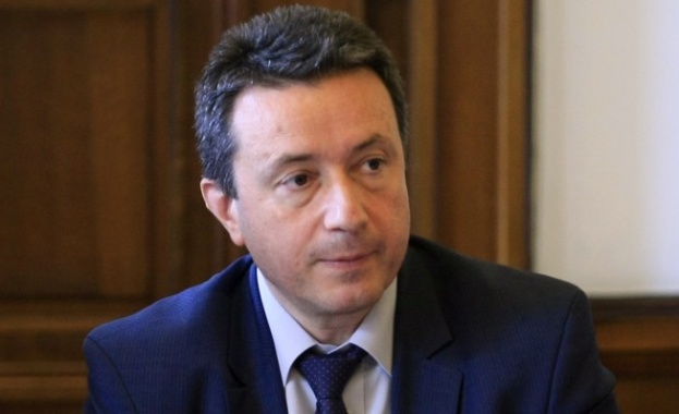Служебният министър на правосъдието Янаки Стоилов се очаква да представи