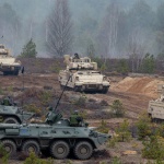 Русия е готова да реагира на действията на НАТО в Източна Европа