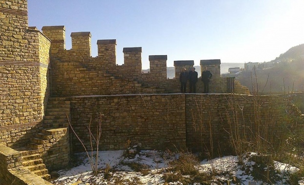 Кмет и експерти огледаха Трапезица