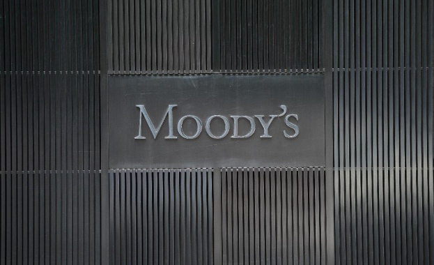 Moody's понижи рейтинга на Русия с още една степен