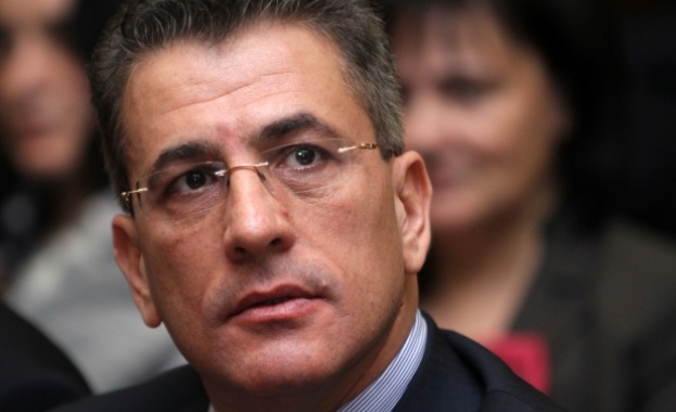 Кметове от страната настояват правителството да окаже финансова подкрепа и