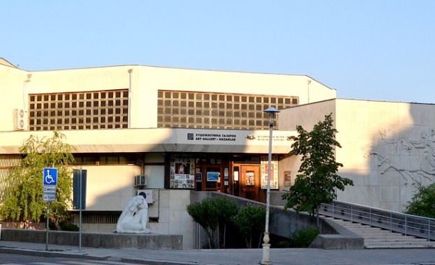 Уникални съкровища от времето на Велика България показват в Казанлък 