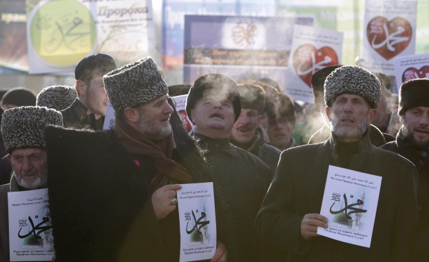 Русия санкционира медии, публикували карикатурите на Charlie Hebdo