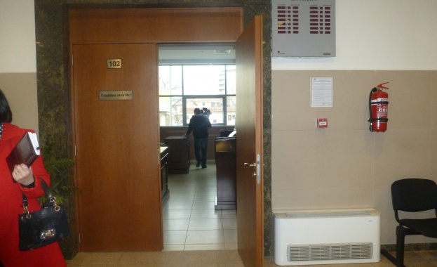 Ботевградската прокуратура внесе обвинителен акт за причиняване на леки телесни повреди на лекар от „Спешна помощ”