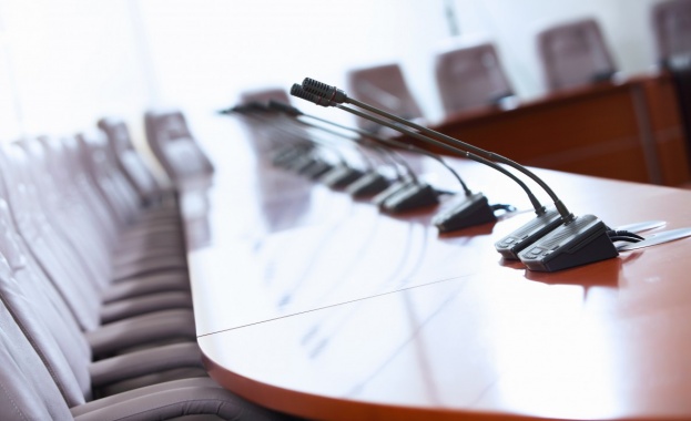 Социалните партньори решават как ще прехвърляме парите си за пенсия