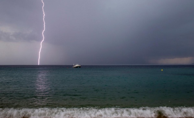 Ципрас обяви война на хотелите all inclusive