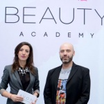 AVON Beauty Academy представи топ тенденциите в грима за пролет/лято 2015 г.