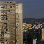 „Капитал”: Кой плаща „безплатното” саниране 