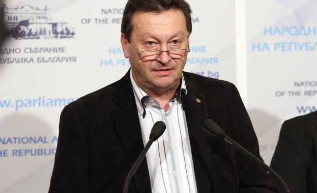 Таско Ерменков: САЩ нямат интерес Европа да се развива икономически