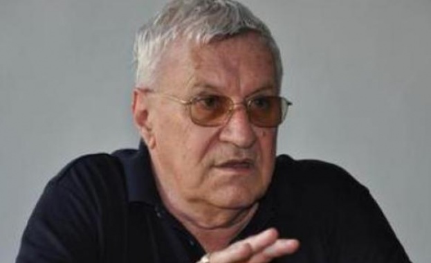 Проф. Андрей Пантев: Първата жертва на войната е истината