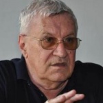 Проф. Андрей Пантев: Първата жертва на войната е истината