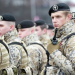 Уволниха латвийски войник за проруски позиции