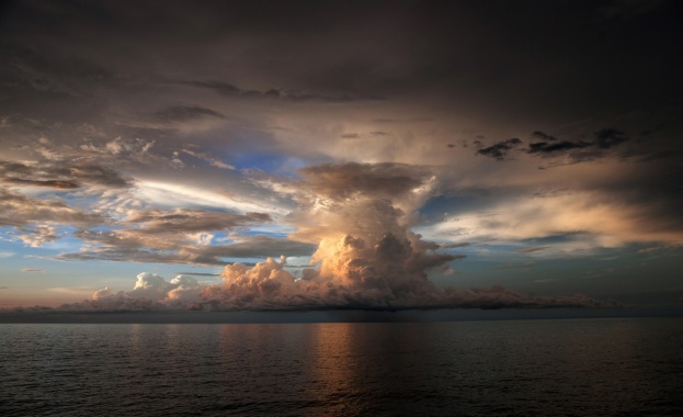 Любовта е всичко,което...
