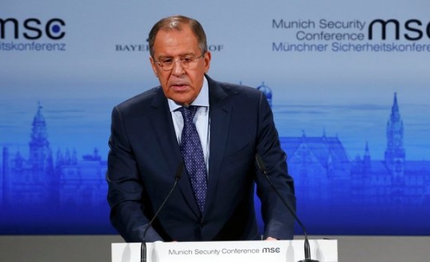 Лавров провежда среща с шефа на НАТО