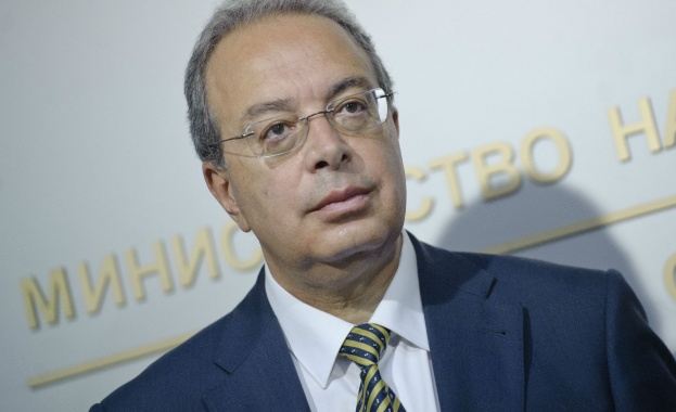 Уволнен зам.-министър на системи в болница