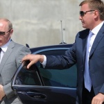 Русия избра мястото за производство на уникалната президентска лимузина