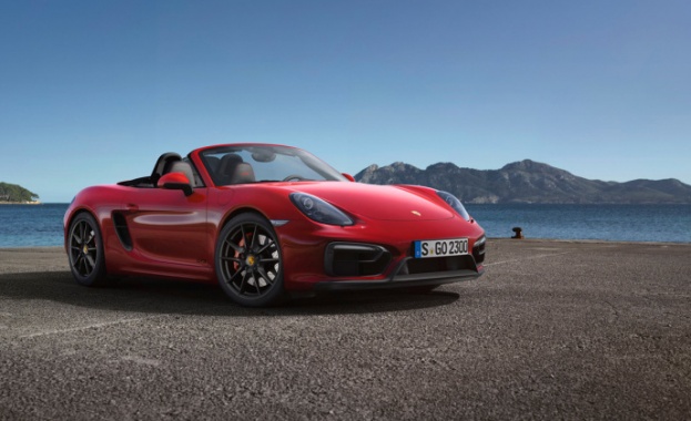 "Порше" пусна първа GT версия на "Кайман"