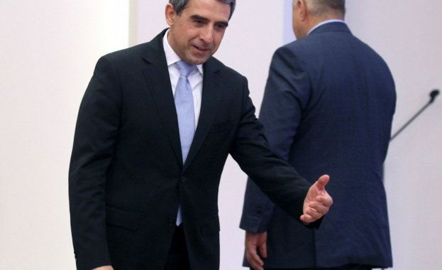 „Преса”: Плевнелиев отвори фронт срещу Бойко Борисов 