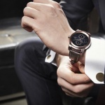 LG представя първия си изцяло метален, луксозен Android Wear смарт часовник