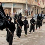 Със свиването на територията й "Ислямска държава" търси нови източници на пари