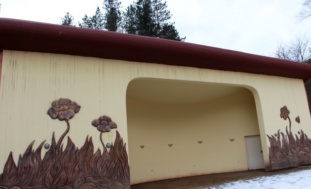 Лиляна Павлова: Атракционът при Леденика – разочароваща бутафория