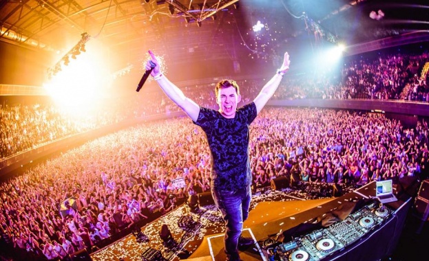 Парти водката на България FLIRT се включва в Top 100 DJs world tour