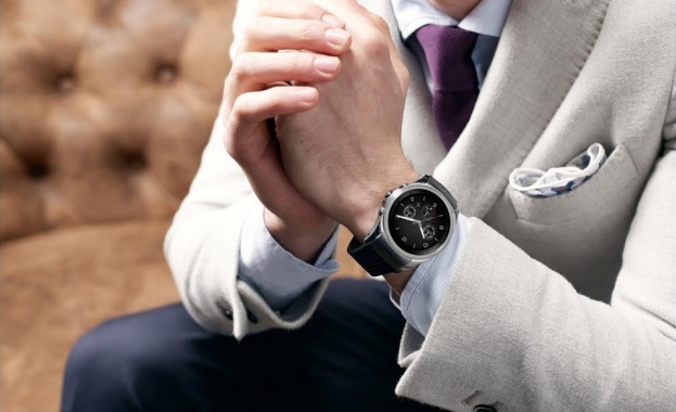 LG WATCH URBANE LTE поставя на китката ви характеристиката на смартфон, че и повече...