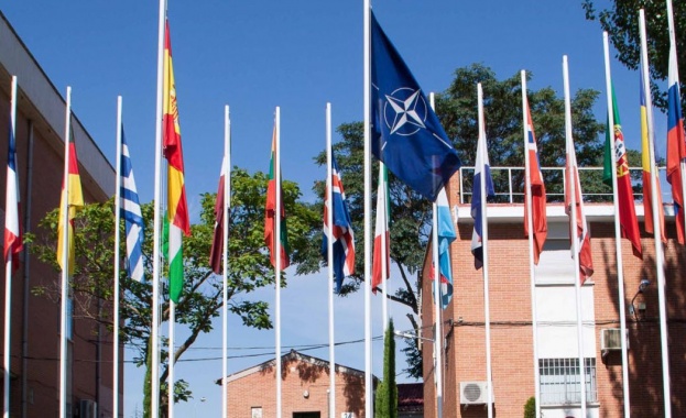 МО задълбочава сътрудничеството с Агенцията на НАТО за комуникации и информация