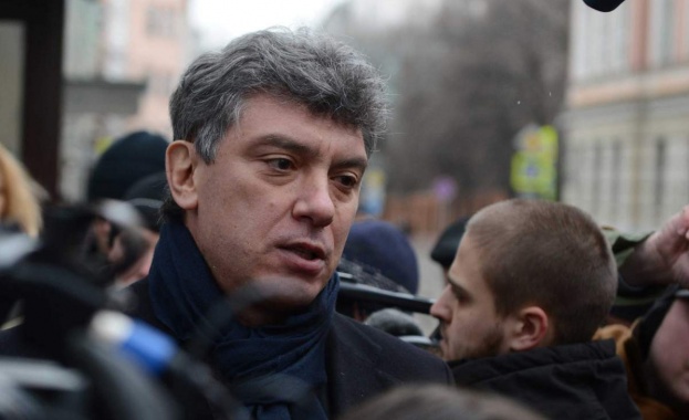 В Москва разрешиха траурно шествие за Немцов 