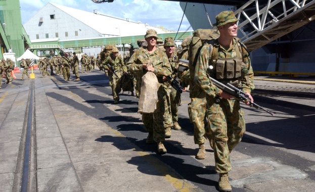 Австралия изпраща още 300  военни инструктори в Ирак