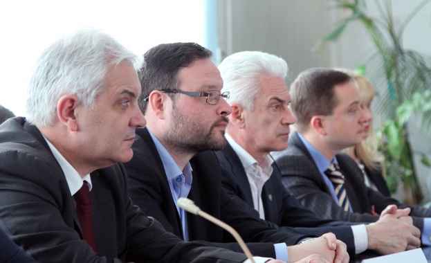 Сидеров, Карпов и Худяков бяха почетни гости на НСА