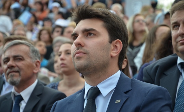 Георг Георгиев напуска парламента