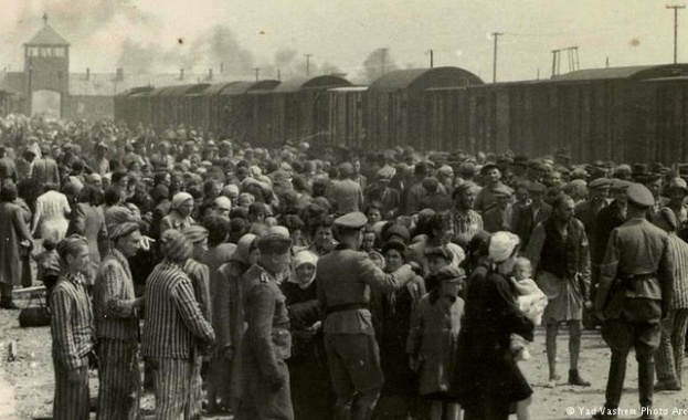 4 март в годините назад 