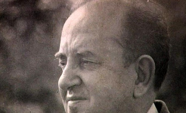 Фактите са свидетели на миналото. Съдници са. Техният съд е неподкупен