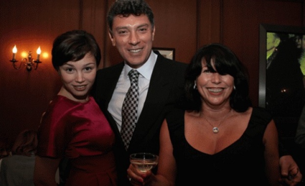 Голямото руско семейство на Немцов