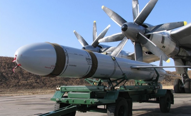 Москва: НАТО да не плаши с руско ядрено оръжие