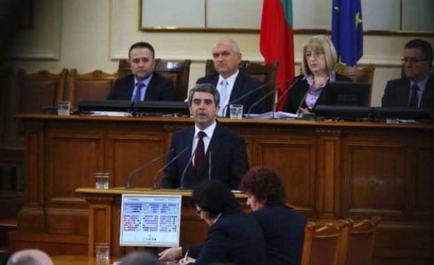 Референдум, реформи, минимум 3 независими източника на газ, влизане в Шенген и в Еврозоната