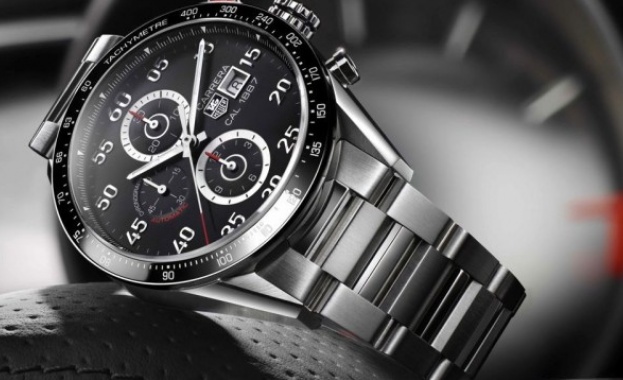 Дигиталният Tag Heuer Carrera Black ще бъде Android-смарт часовник