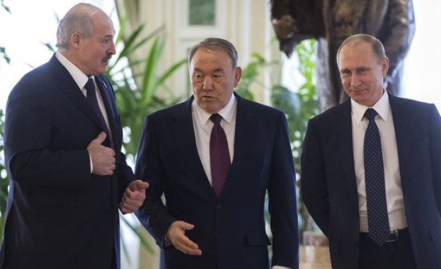Путин предложи да бъде създаден валутен съюз между Русия, Беларус и Казахстан