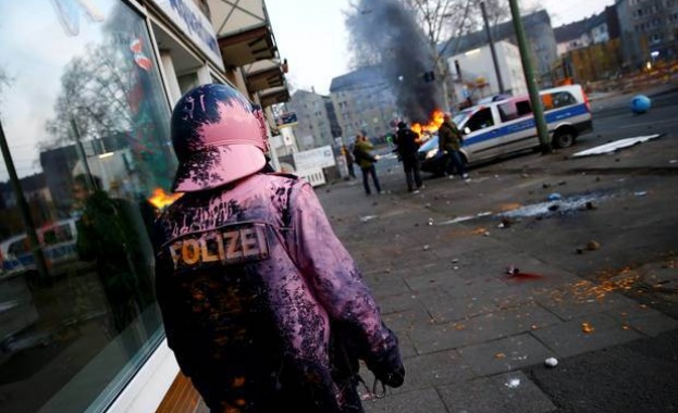 Гърците са „мързеливи“, българите „крадливи“, а САЩ кога ще върнат 16 трлн. долара дълг?