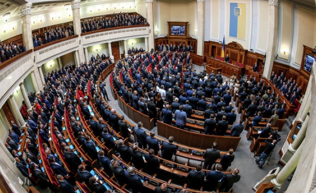 Робърт Пери: Киев „добави отрова“ в Минските споразумения