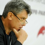 Търсят поръчителя на Немцов в електронната му поща