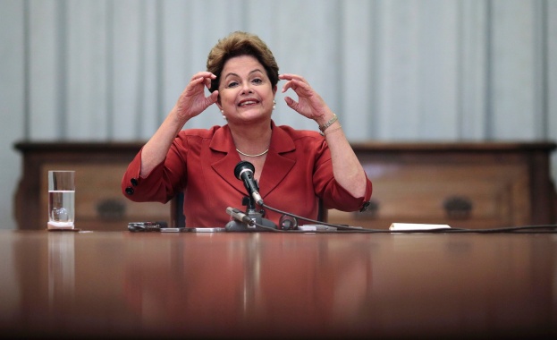 Нов корупционен скандал заплашва рейтинга на Дилма Русеф